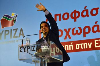 http://a397.idata.over-blog.com/350x231/0/54/47/14/Gr-ce/tsipras.jpg